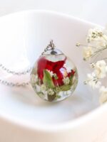 Dried Rose Flower Necklace in Resin – Floral Jewelry for Mom