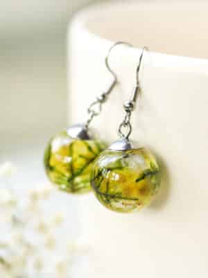 Real flower earrings, Terrarium earrings, Resin flower earrings, Floral earrings dangle, Birthday gift for mom garden, Dainty flower jewelry