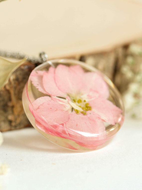 August Birth Flower Necklace - Pressed Gladiolus Jewelry in Resin
