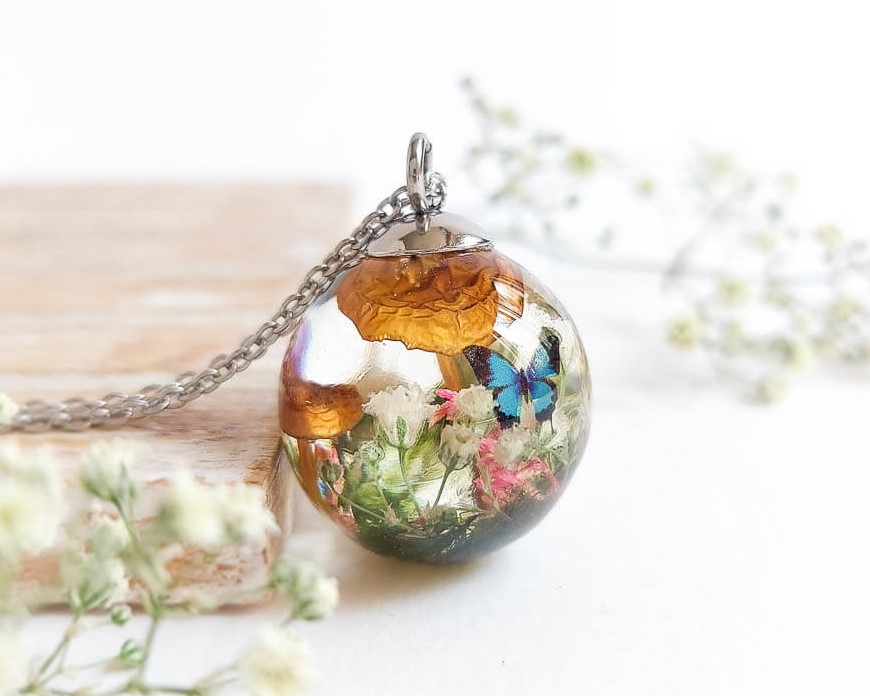 Terrarium Mushroom Necklace with Wildflower and Butterfly