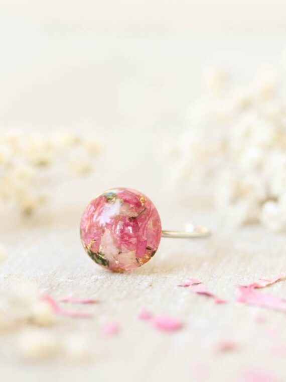 Bouquet Preservation Ring with Real Flowers | Custom Wedding Keepsake Jewelry