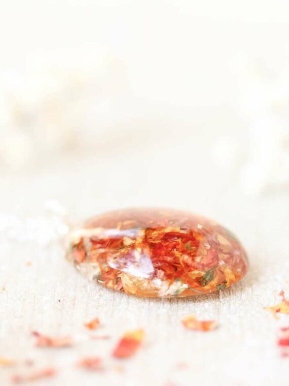 Wedding Bouquet Necklace – Personalized Jewelry with Your Real Flowers