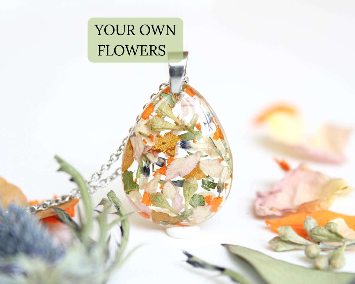 Bridal Bouquet Flower Preservation Necklace – Personalized Wedding Keepsake