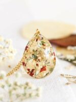 Memorial Flower Keepsake Necklace – Custom Jewelry Made with Your Funeral Flowers