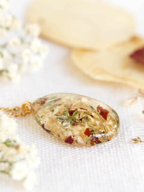 Memorial Flower Keepsake Necklace – Custom Jewelry Made with Your Funeral Flowers