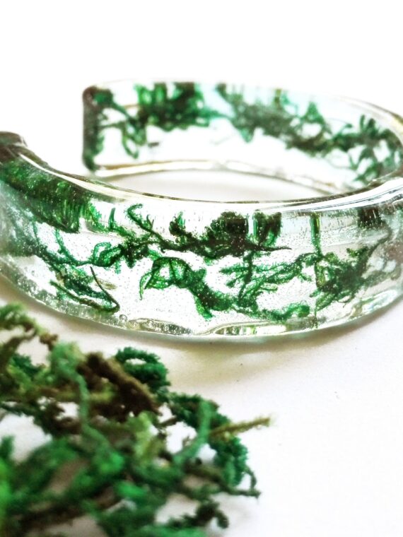 Green cuff bracelet, Moss bracelet, Nature lover bracelet, Bangle cuff bracelet, Birthday gifts for best friend, Chunky bangle bracelet