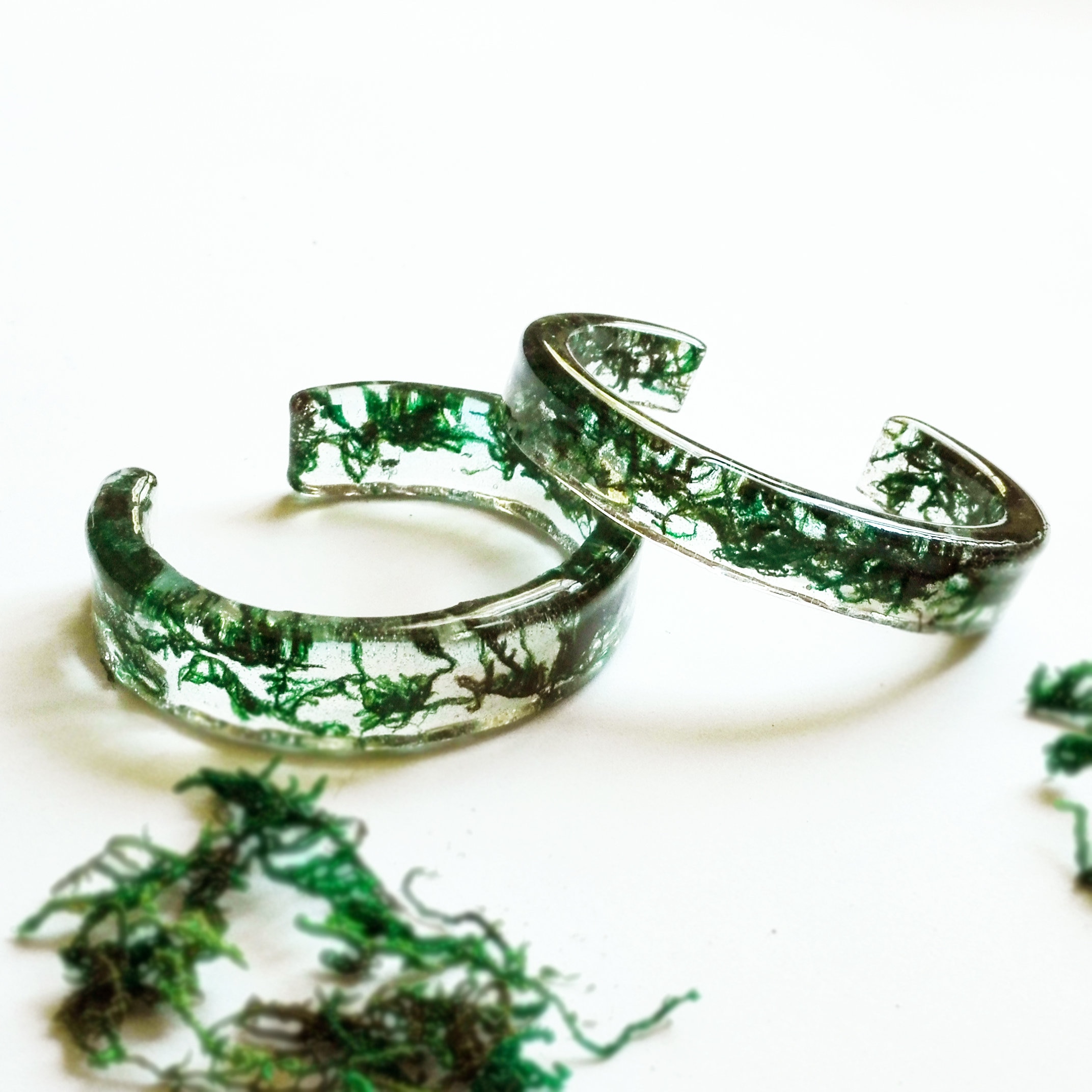 Green cuff bracelet, Moss bracelet, Nature lover bracelet, Bangle cuff bracelet, Birthday gifts for best friend, Chunky bangle bracelet