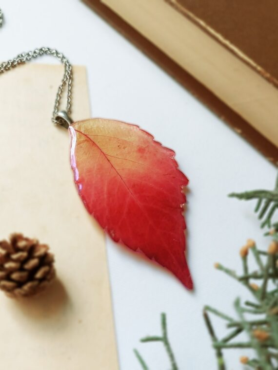 Fall necklace, Dried leaf necklace, Multicolor necklace, Fall leaf jewelry, Red leaf necklace, Autumn leaf necklace, Original gift for women