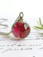Small Rose Necklace in Resin – Tiny Real Flower Pendant