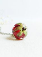 Red Rose Pendant Necklace in Resin – Unique Gifts for Mom
