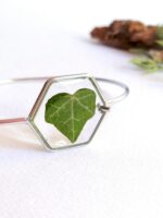 Botanical bracelet, Real leaf bracelet, Nature lover jewelry, Hexagon bracelet, Ivy jewelry, Plant lover gift for women, Geometric bracelet