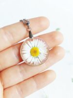 Choker Chain Necklace with Delicate Flower in Resin