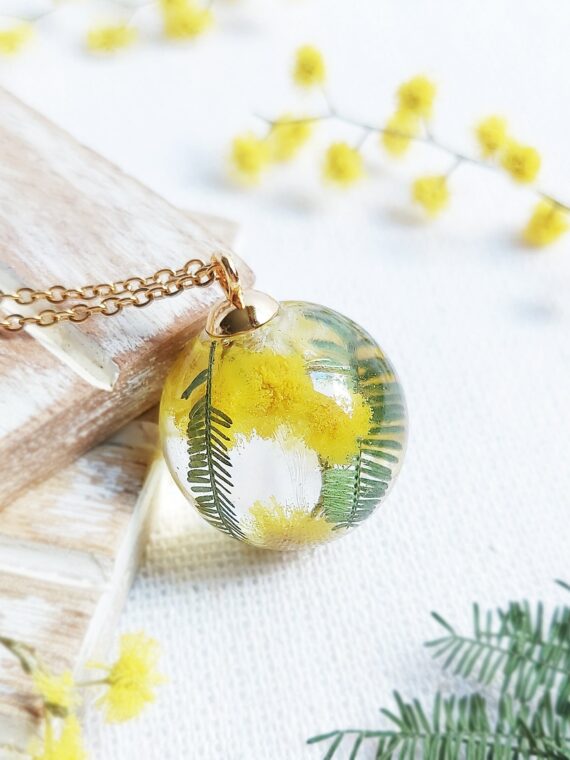 Botanical necklace, Real flowers necklace, Yellow flower necklace, Pressed leaf necklace, Floral gifts for her, Wildflower resin jewelry