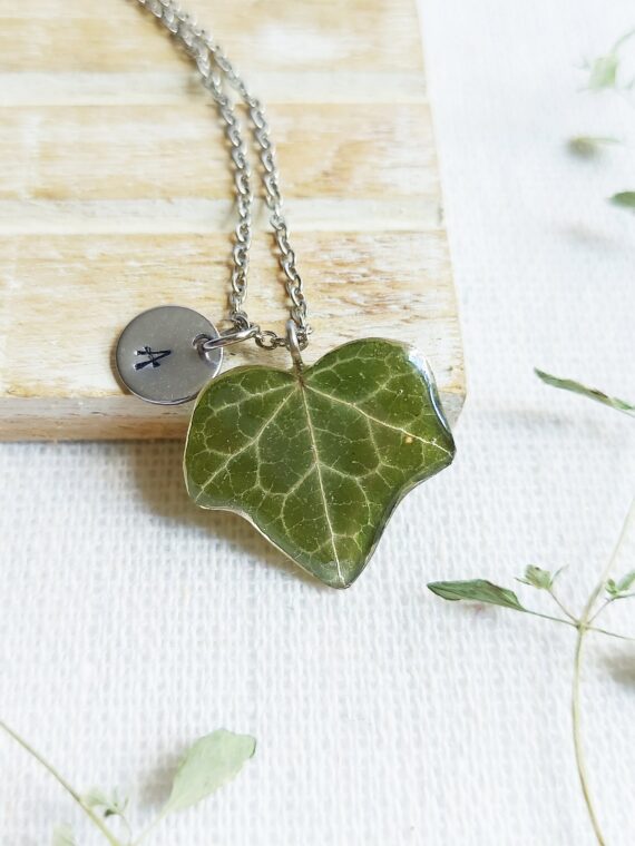 Personalized initial Leaf Necklace, Real Ivy leaf necklace, Nature lovers gift, Pressed leaf necklace, Personalized gift for her birthday
