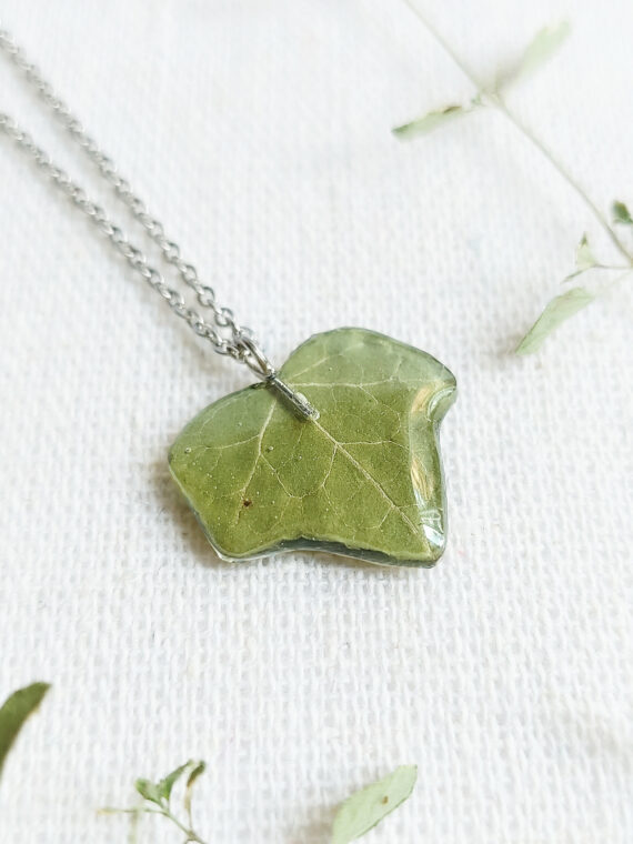 Custom initial necklace, Pressed leaf necklace, Botanical necklace, Dainty leaf necklace, Custom gift for women, Green leaf necklace