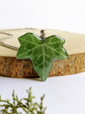 Green leaf necklace, Cottagecore necklace, Dried leaf jewelry, Long leaf necklace, Organic necklace, Green leaf jewelry, Cottagecore gifts