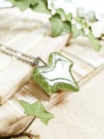 Real leaf necklace, Pressed ivy leaf necklace, Nature resin jewelry, Mountain necklace, Adventure gifts, Wanderlust jewelry, Travel necklace