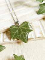 Real leaf necklace, Pressed ivy leaf necklace, Nature resin jewelry, Mountain necklace, Adventure gifts, Wanderlust jewelry, Travel necklace