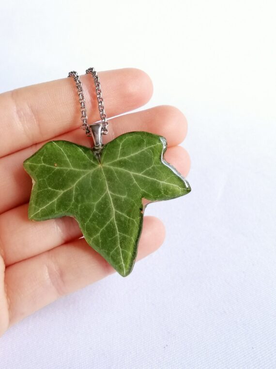 Green leaf necklace, Cottagecore necklace, Dried leaf jewelry, Long leaf necklace, Organic necklace, Green leaf jewelry, Cottagecore gifts