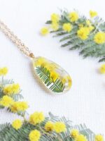 Resin flower necklace gold, Custom initial necklace, Pressed flower necklace, Terrarium necklace, Real leaf necklace, Custom gifts for women