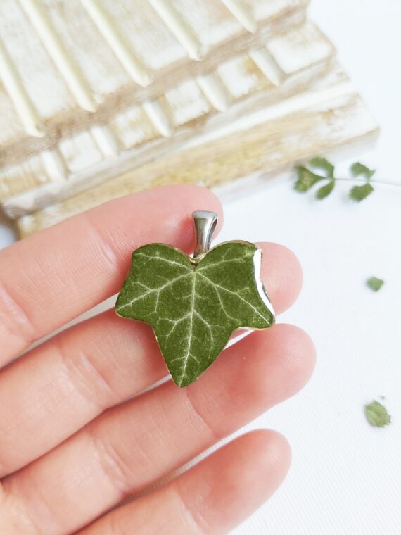 Collar pequeño hoja de hiedra, Collar hoja real en resina, Joyería botánica, Joyería hoja verde delicado, Idea de regalo para aniversario