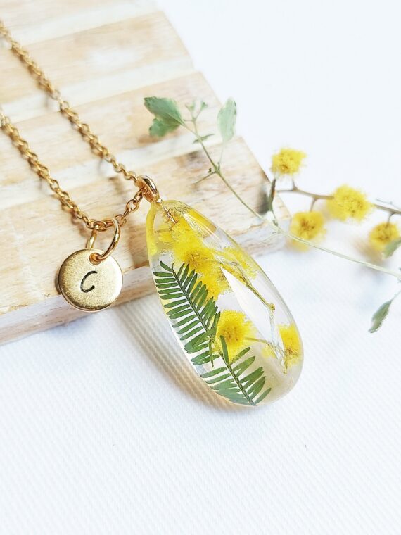 Resin flower necklace gold, Custom initial necklace, Pressed flower necklace, Terrarium necklace, Real leaf necklace, Custom gifts for women