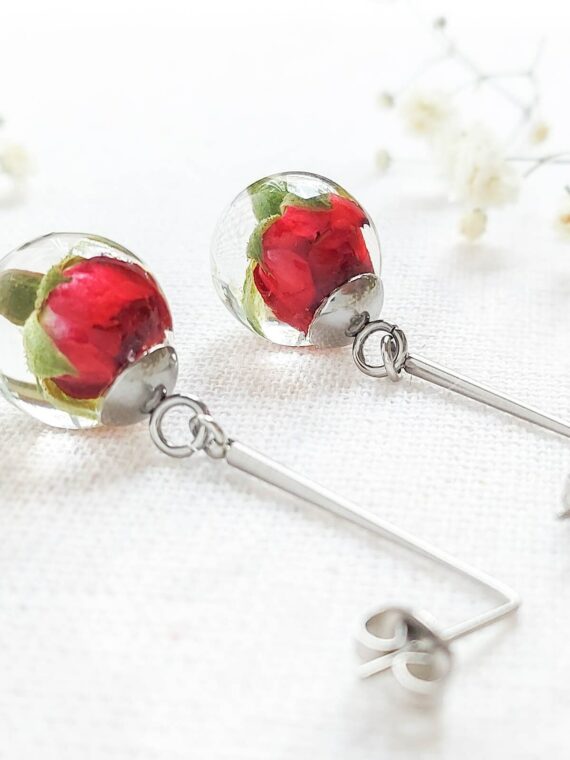 Share 111+ red rose stud earrings best
