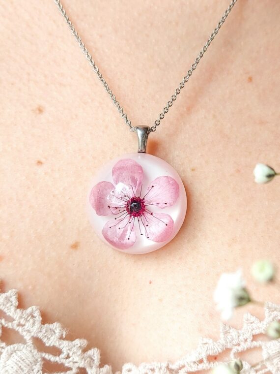 Pressed cherry blossom necklace, Spring Flower necklace, Cute flower necklace, Sakura gifts, Pressed flower necklace, Dainty flower jewelry
