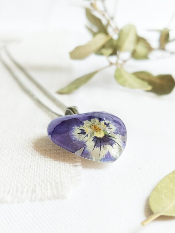 Pressed pansy necklace, Dainty heart necklace, Purple pansy jewelry, Tiny pressed flower necklace, Birthday gift for sister, Heart jewelry