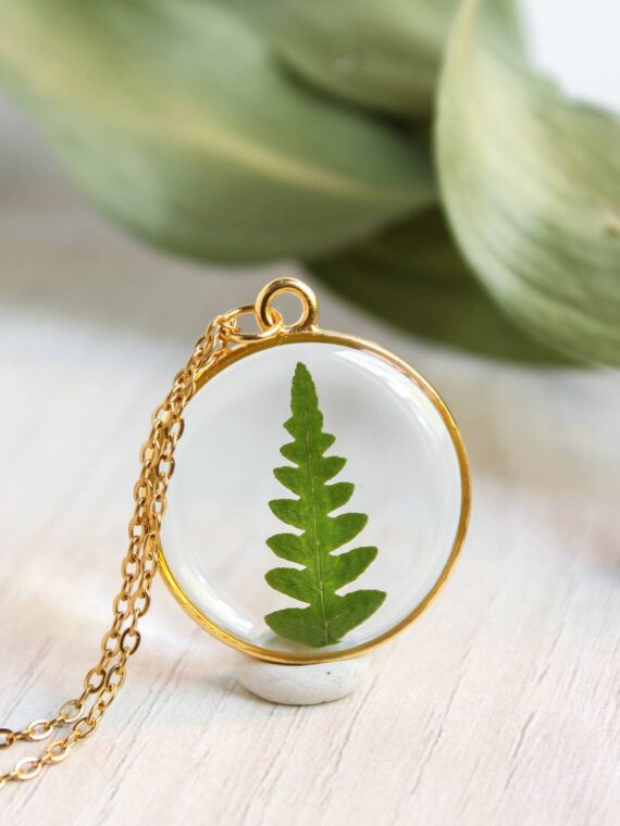 Dainty fern necklace, Pressed plant necklace, Botanical necklace gold, Dainty gold jewelry, Botanical gift for women, Dainty circle necklace