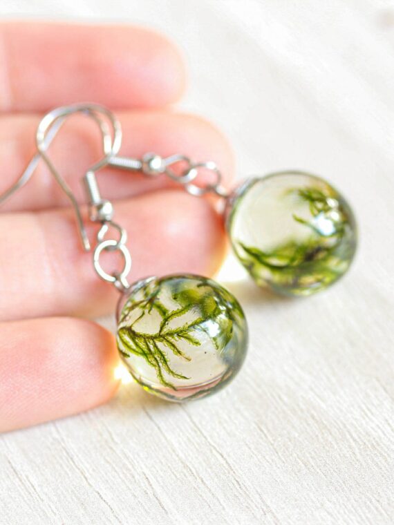Nature earrings dangle, Real moss earrings, Botanical resin earrings, Nature gift for women, Hypoallergenic stainless steel earrings dangle