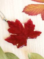 Autumn real leaf necklace, Nature pendant necklace, Autumn lover gift, Deep red necklace, Gift idea for nature lover, Autumn resin jewelry