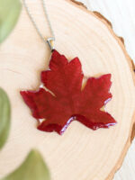 Autumn real leaf necklace, Nature pendant necklace, Autumn lover gift, Deep red necklace, Gift idea for nature lover, Autumn resin jewelry