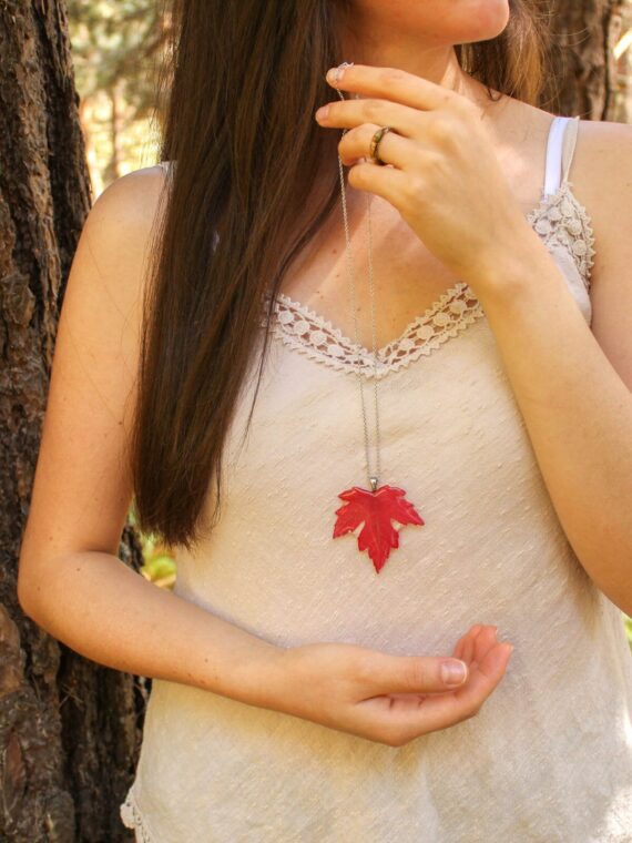 Autumn leaf necklace, Real leaf jewelry, Red leaf necklace, Autumn necklace, Nature jewelry handmade, Fall leaf necklace, for nature lover
