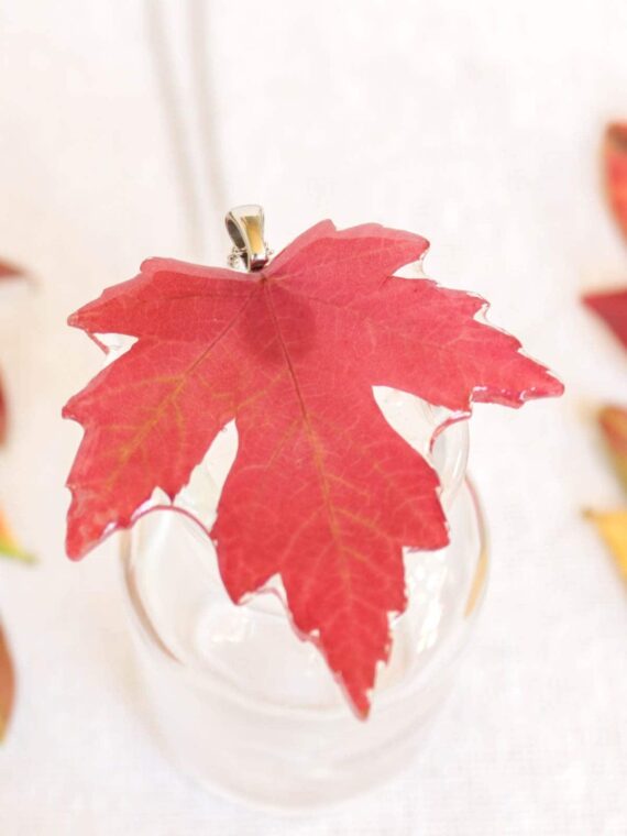 Autumn leaf necklace, Real leaf jewelry, Red leaf necklace, Autumn necklace, Nature jewelry handmade, Fall leaf necklace, for nature lover