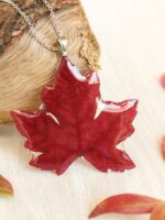 Autumn real leaf necklace, Nature pendant necklace, Autumn lover gift, Deep red necklace, Gift idea for nature lover, Autumn resin jewelry