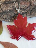 Autumn real leaf necklace, Nature pendant necklace, Autumn lover gift, Deep red necklace, Gift idea for nature lover, Autumn resin jewelry