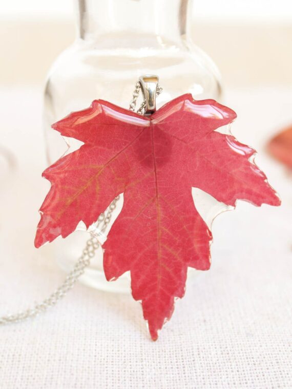Autumn leaf necklace, Real leaf jewelry, Red leaf necklace, Autumn necklace, Nature jewelry handmade, Fall leaf necklace, for nature lover