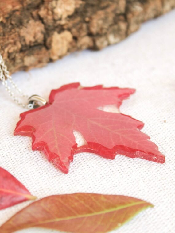 Autumn leaf necklace, Real leaf jewelry, Red leaf necklace, Autumn necklace, Nature jewelry handmade, Fall leaf necklace, for nature lover