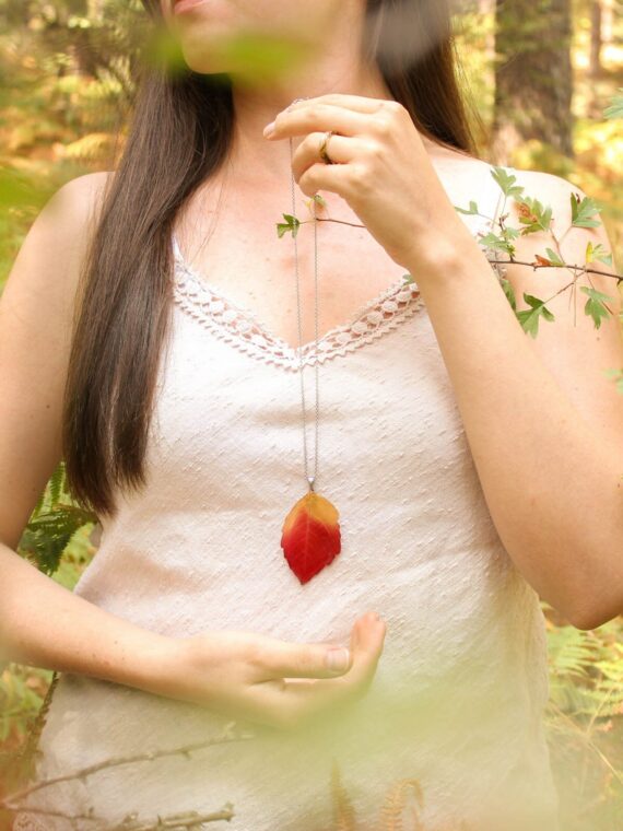 Fall necklace, Dried leaf necklace, Multicolor necklace, Fall leaf jewelry, Red leaf necklace, Autumn leaf necklace, Original gift for women