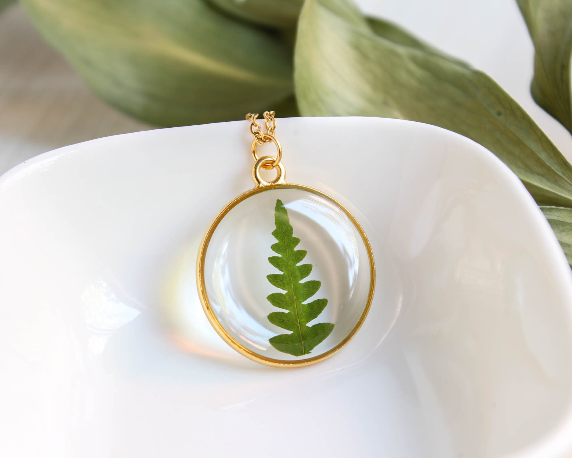 Real leaf necklace, Gold circle necklace, Delicate leaf necklace, Pressed fern necklace, Nature lover gift idea, Dainty gold circle necklace