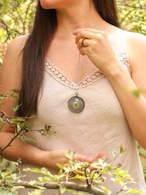 Real dandelion necklace, Make a wish necklace, Birthday gift for her 30th, Cottagecore necklace, Dandelion resin necklace, Bohemian necklace