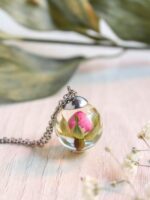 Minimal Flower Pendant Necklace – Dainty Jewelry