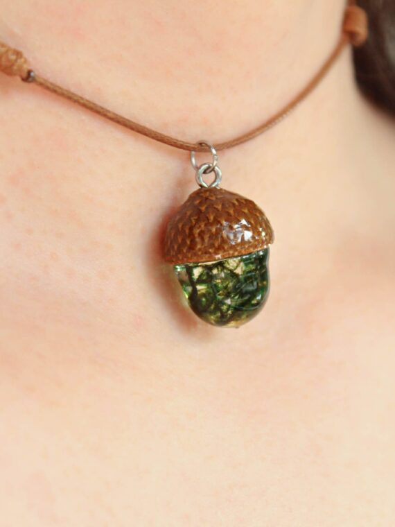 Nature Choker Necklace with Real Acorn and Green Moss