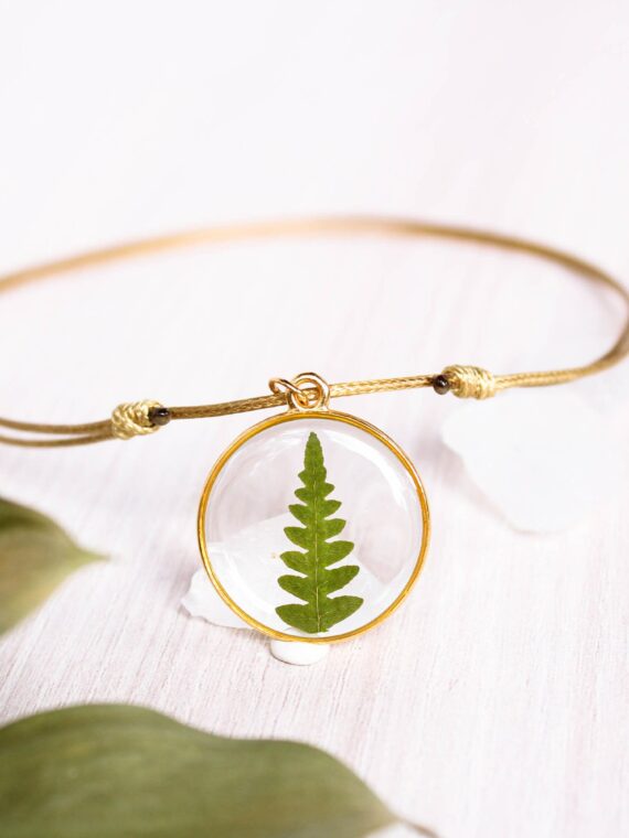 Circle PendaChoker Necklace with Pressed Fernnt