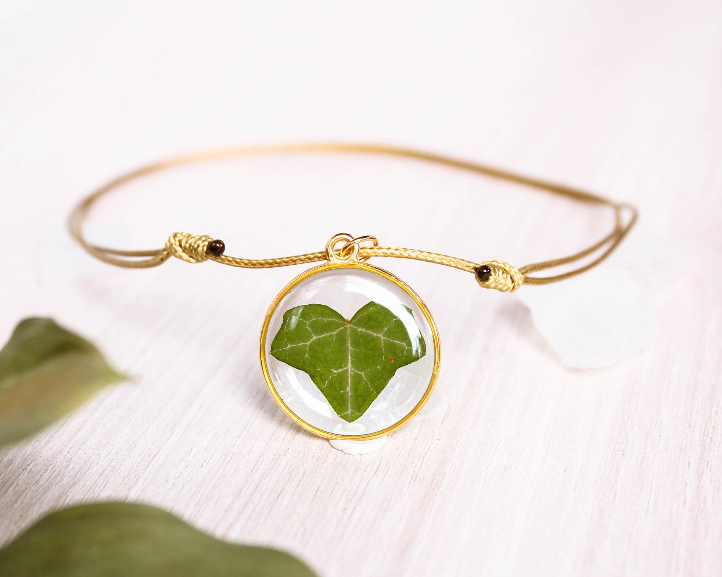 Pressed Ivy Leaf Choker Necklace - Nature Inspired Jewelry