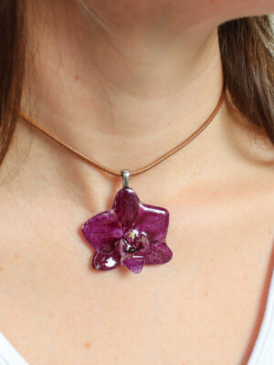 Orchid Necklace Choker – Pressed Flower Pendant
