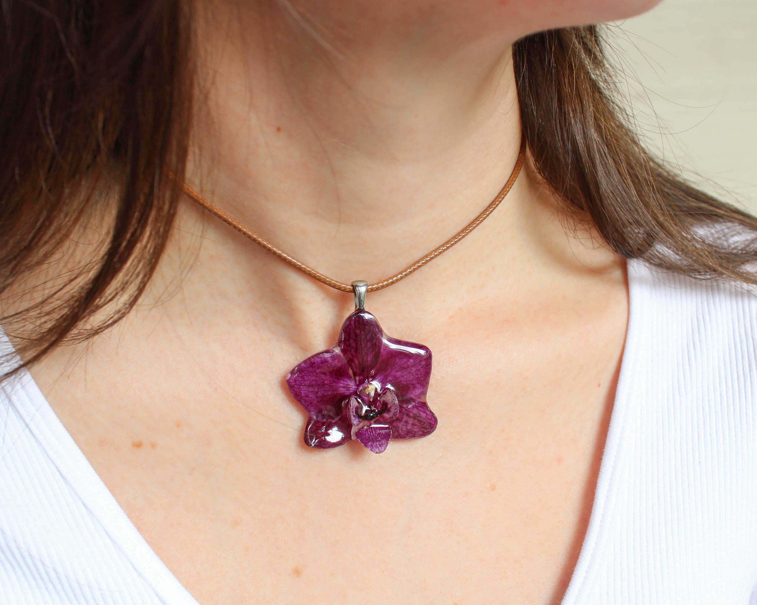 Orchid Necklace Choker – Pressed Flower Pendant