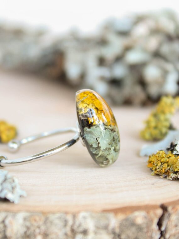 Nature inspired ring, Real lichen moss ring in resin, Terrarium ring, Oval minimalist ring, Adjustable ring for women, Forest inspired ring