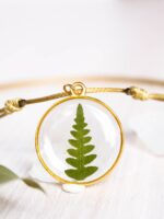 Circle PendaChoker Necklace with Pressed Fernnt